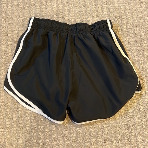 Women’s Nike Dri-Fit Shorts - Picture 2 of 3
